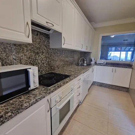 בית נופש Sea View *